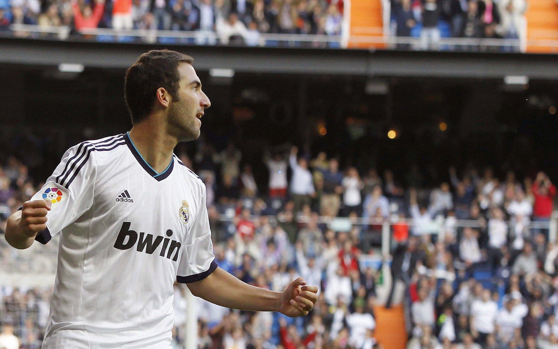 PG模拟器-阿尔特塔公布关键球员伤情 枪手迎回强援 直言全队需在利物浦一役证明自我