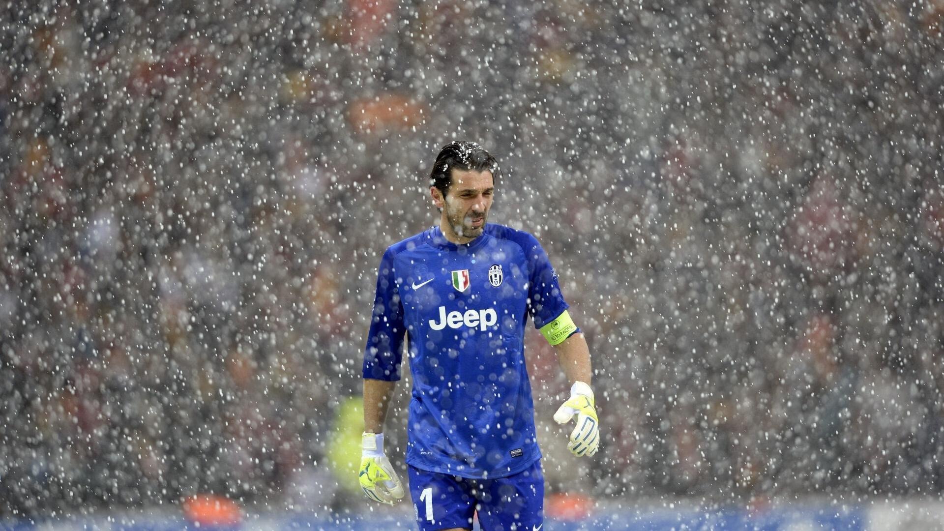 世体关注，巴塞罗那零下五度客场挑战布拉格斯拉维亚，主队以逸待劳态势成焦点